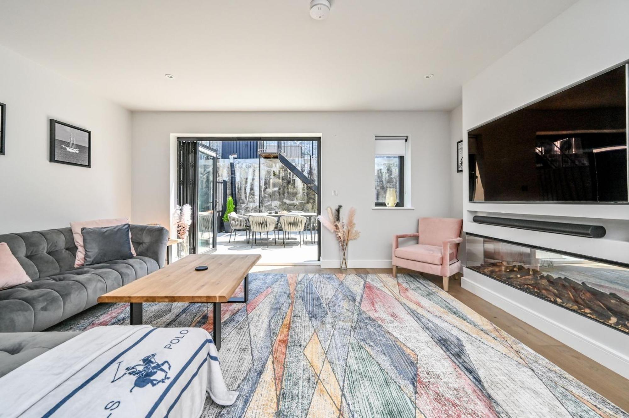 찰스타운 1 The Nest - Luxury Modern House Nr Beach & Bars With Sea Views & Free Parking 빌라 외부 사진